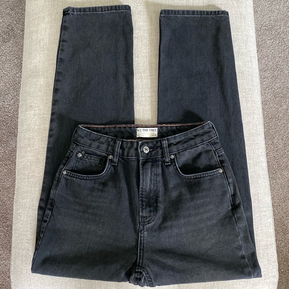 Free People Faded Black “Pacifica” High Rise Slim Straight Jeans - Picture 2 of 9